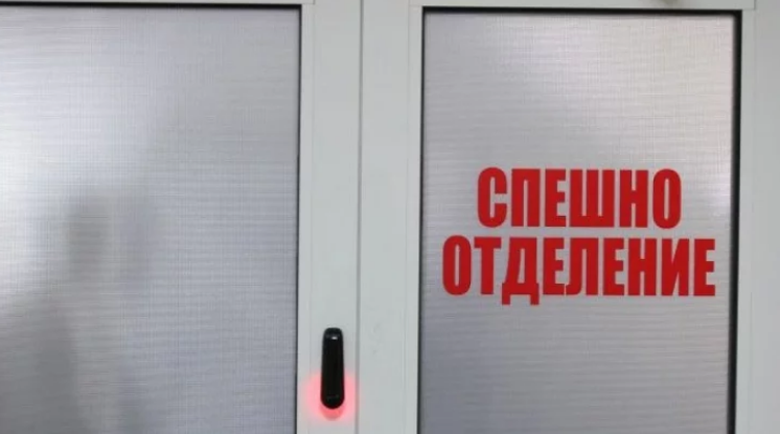 Тийнейджърка рита лекар в Спешното във Велико Търново