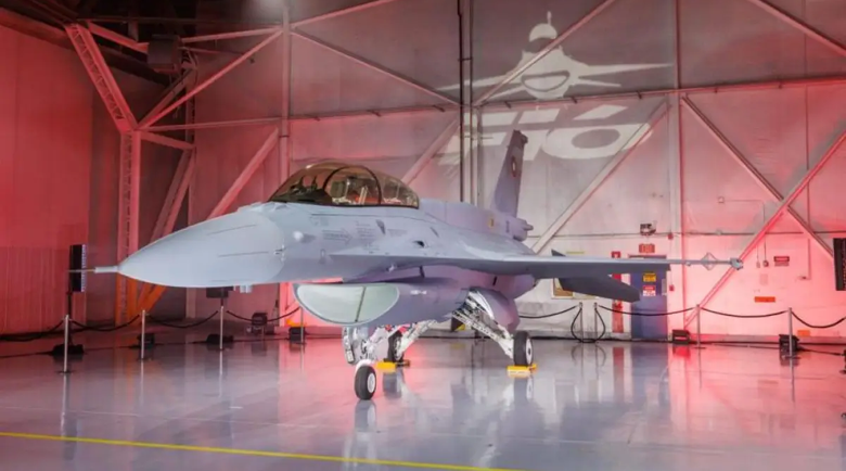 Последните изтребители от първата партида F-16 Block 70 пристигнаха у нас