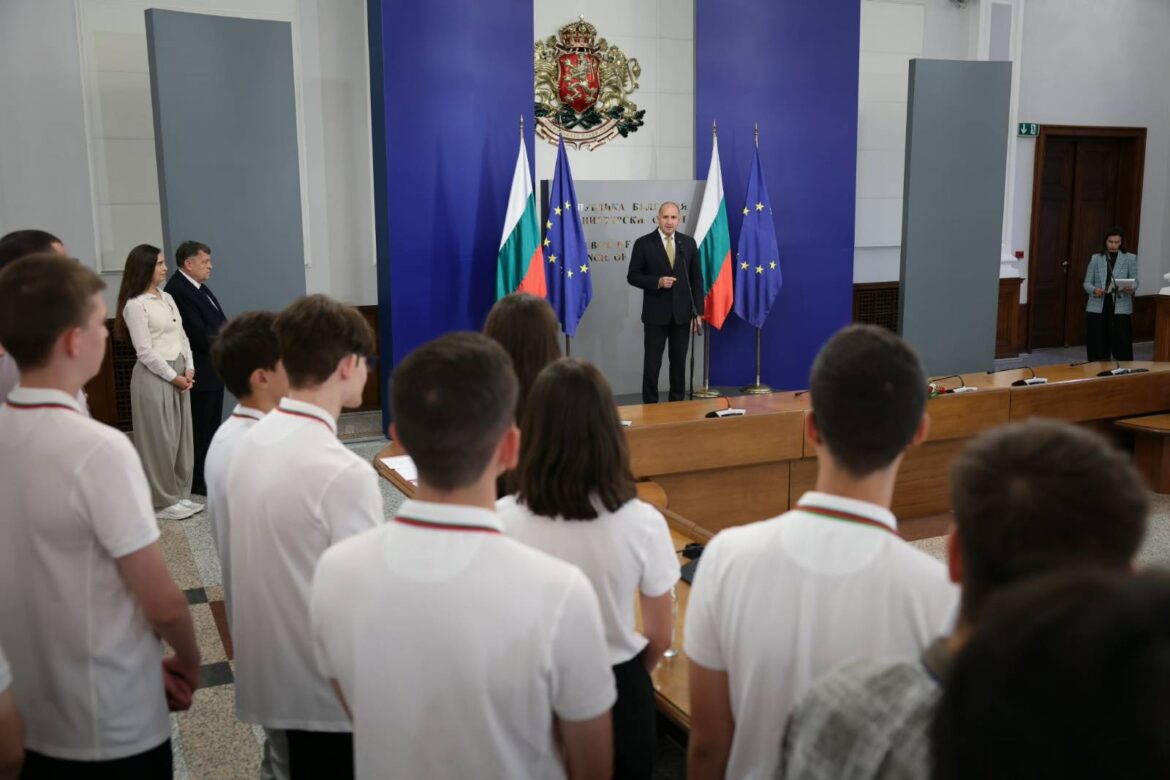 Равносметката за 2026 г.: 103 отличия за българските ученици от международни състезания