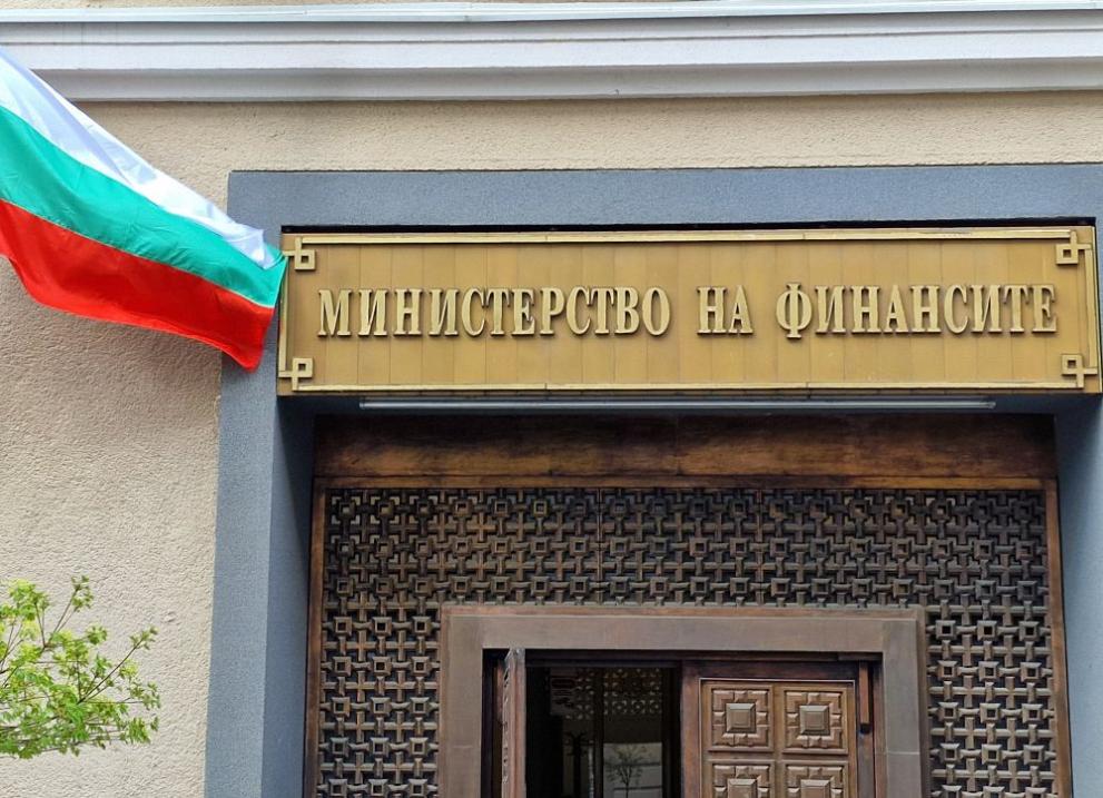 Новият дълг от 2,25 млрд. евро – спасителен пояс за хазната или трус за дефицита?
