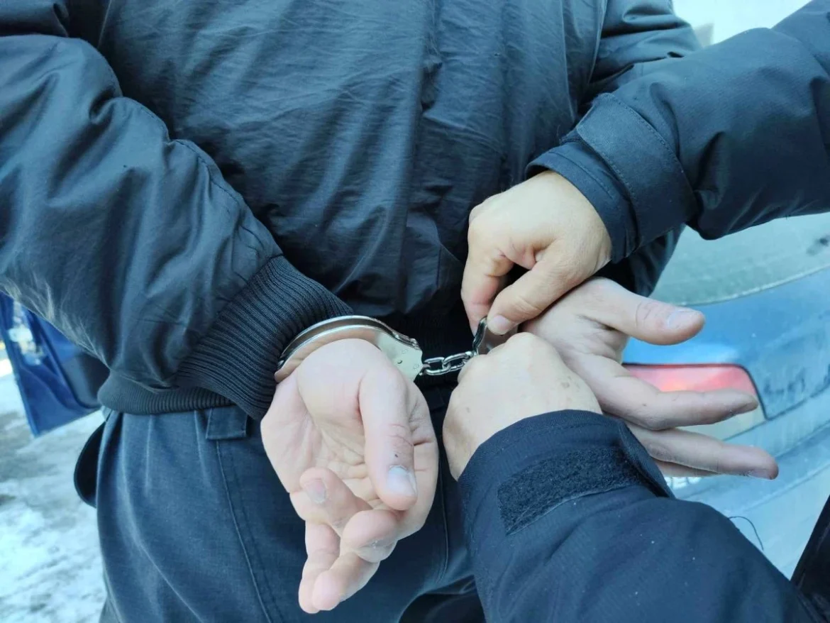 Мъж преби жестоко майка си в София, полицията го остави в ареста