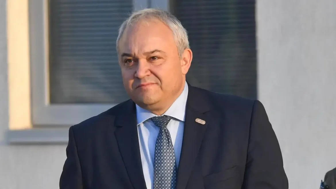 „Депутатите разпитват Иван Демерджиев в парламента за злоупотреби с мантинели“