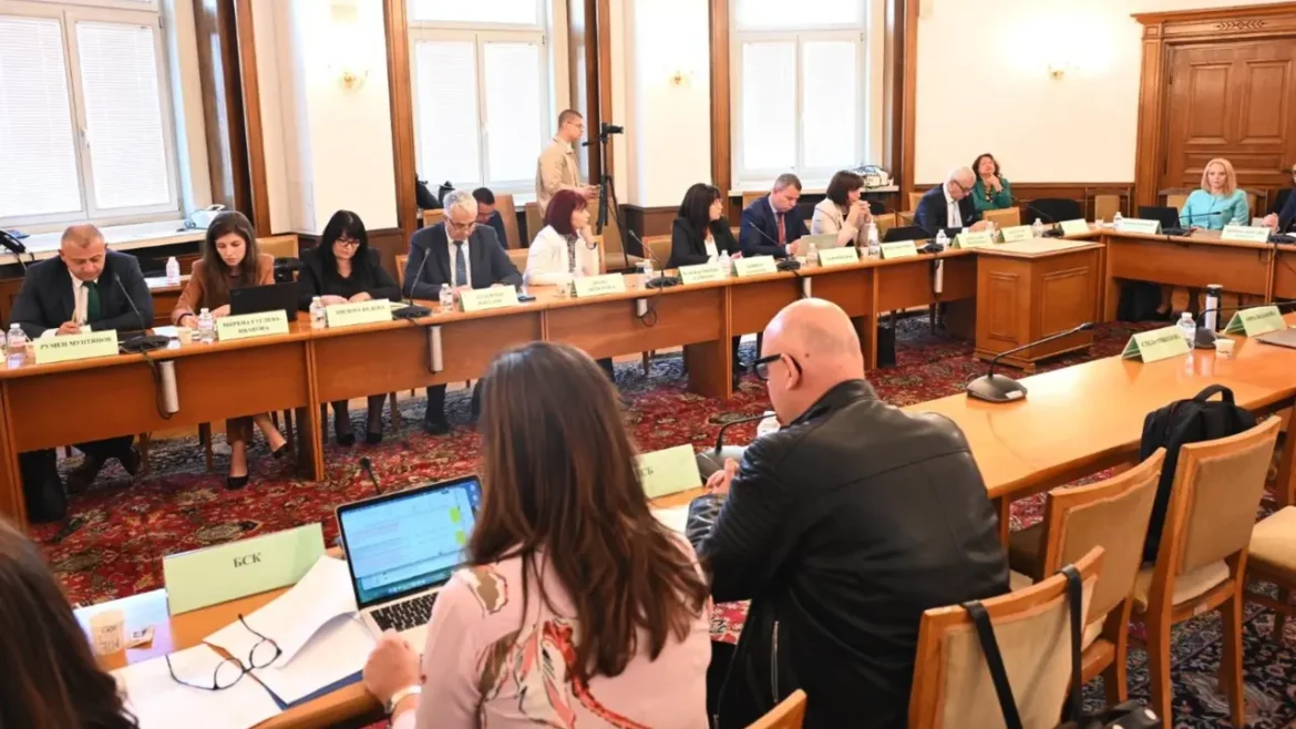 Важна стъпка в парламента: Социалната комисия прие мерки срещу натиска над синдикатите
