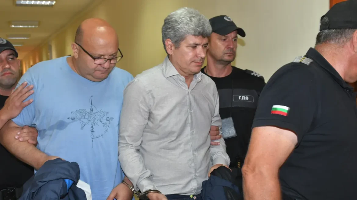 Цветан Мирчев обратно зад решетките? Прокуратурата поиска „задържане под стража“ за бившия ВиК шеф